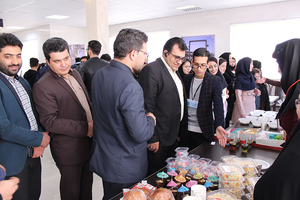 دومین جشنواره خیریه فروش غذا - دانشکده فنی و مهندسی میانه